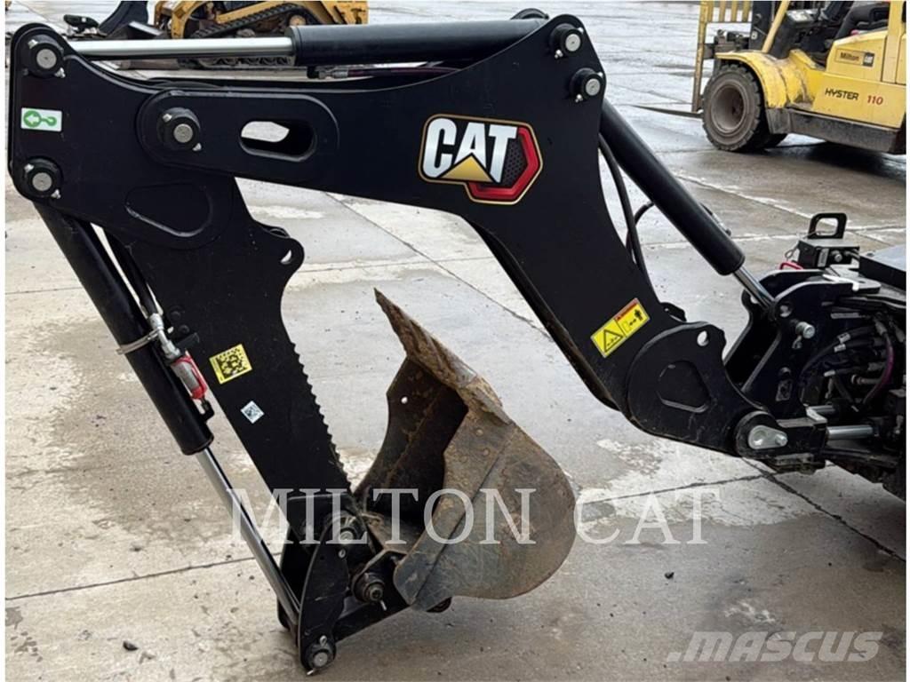 CAT SSL BH130 BACKHOE Łyżki do koparek