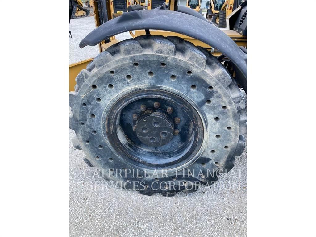 CAT TL1055C Ładowarki teleskopowe