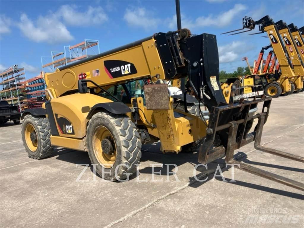 CAT TL1255D Ładowarki teleskopowe
