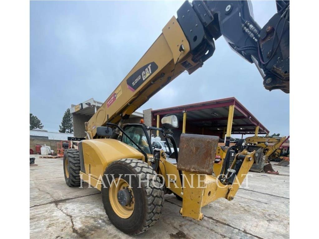 CAT TL1255D Ładowarki teleskopowe