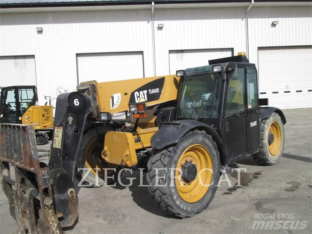 CAT TL642C Ładowarki teleskopowe