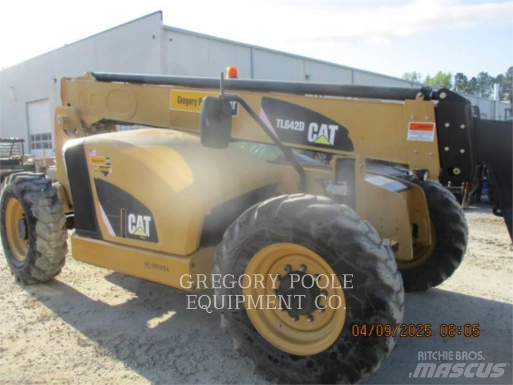 CAT TL642D Ładowarki teleskopowe