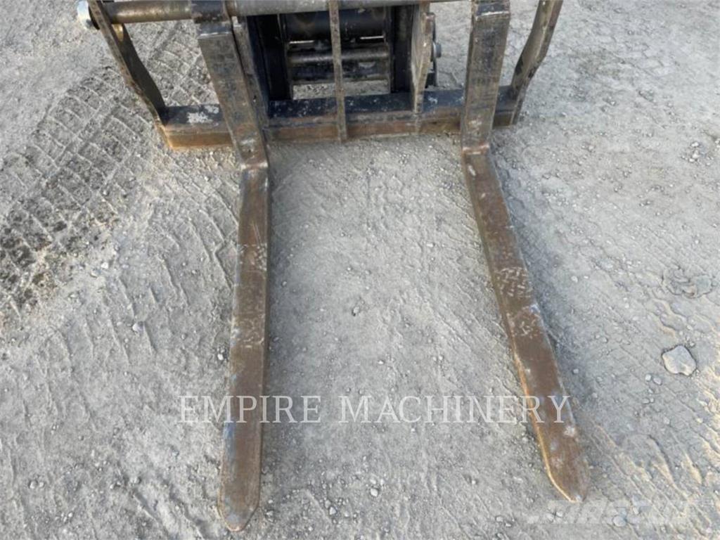 CAT TL642D Ładowarki teleskopowe