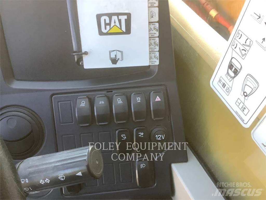 CAT TL642DC Ładowarki teleskopowe
