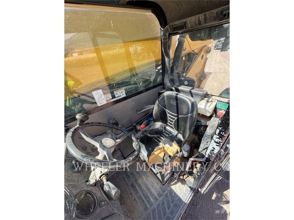 CAT TL943C CAB Ładowarki teleskopowe