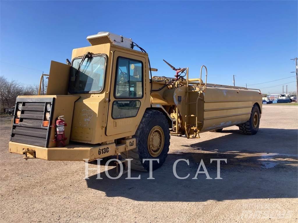CAT W00 613C Skrobaki