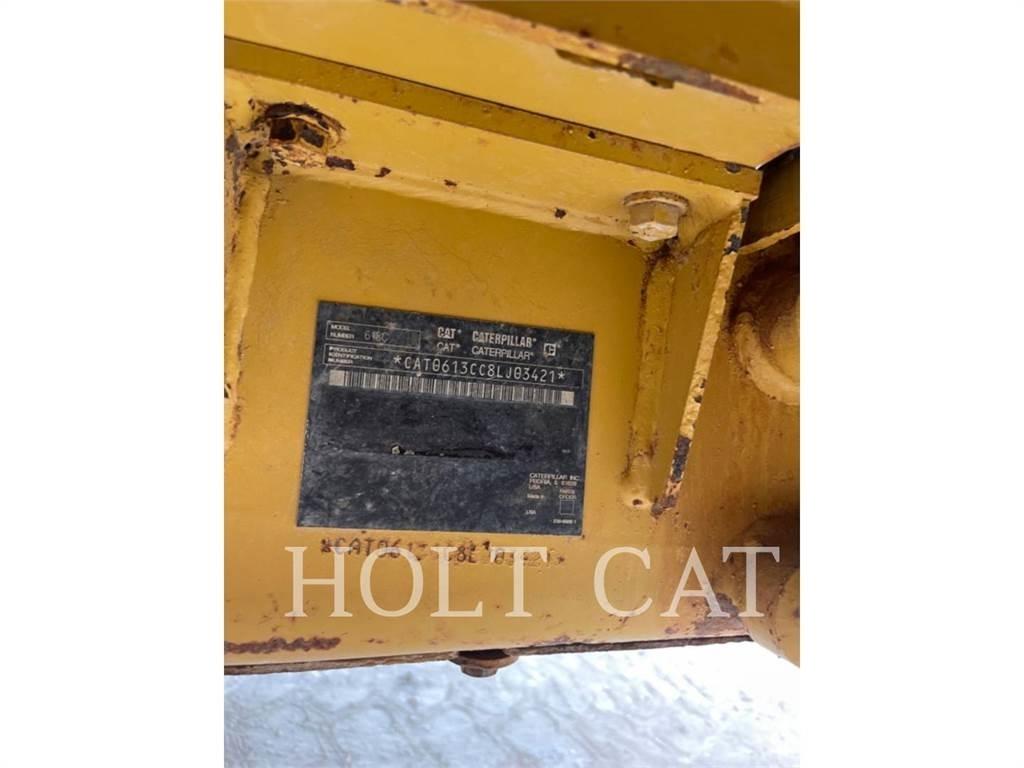 CAT W00 613C Skrobaki