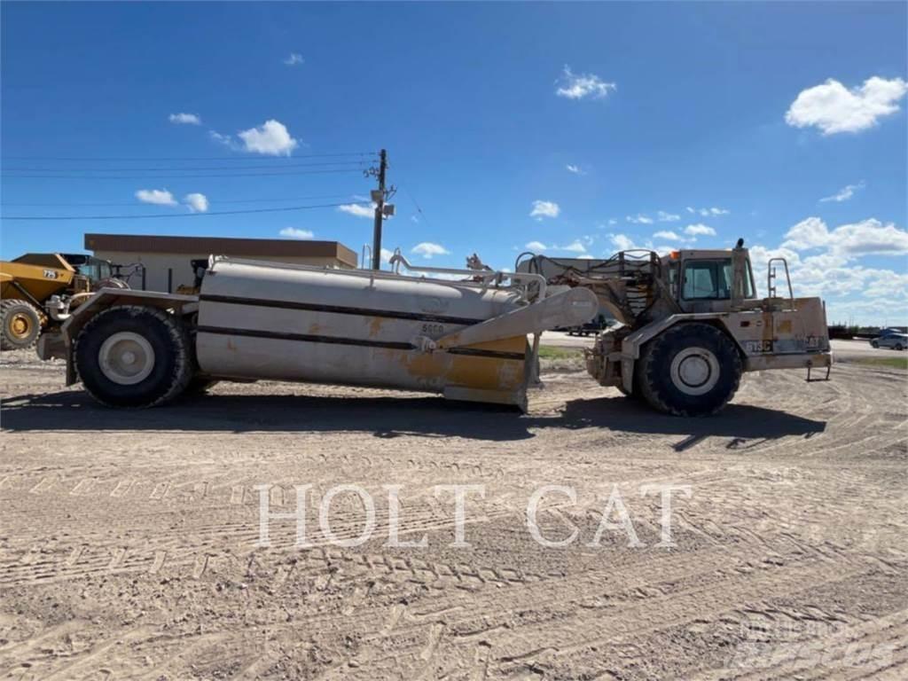 CAT W00 613CII Skrobaki