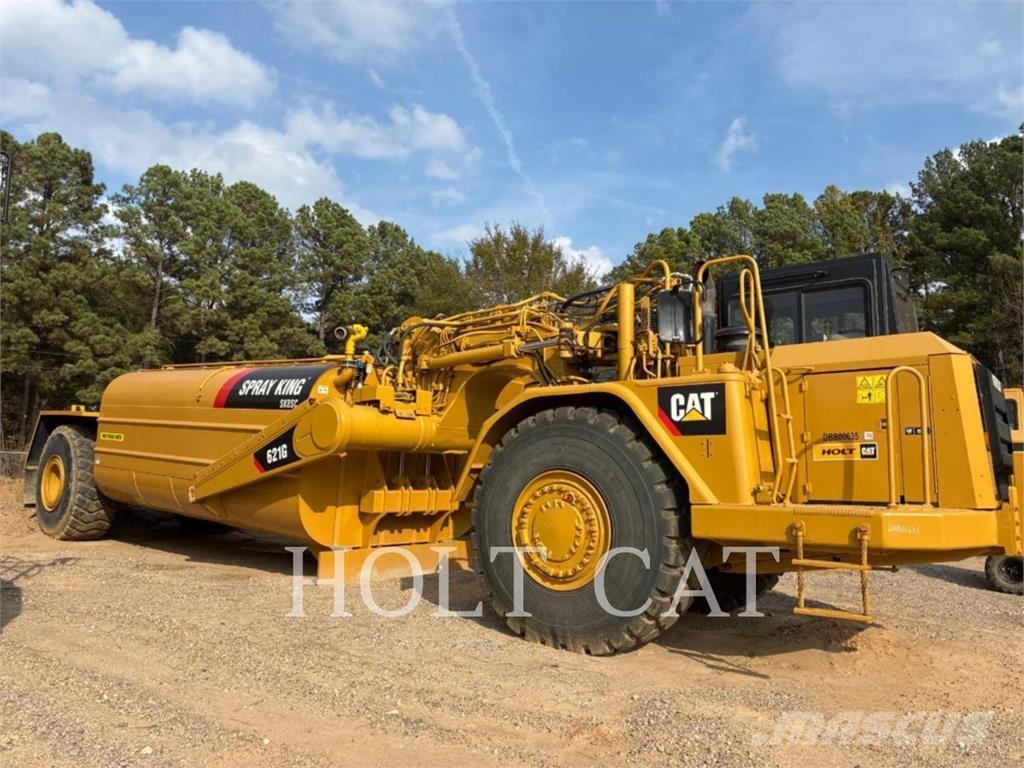 CAT W00 621G Skrobaki