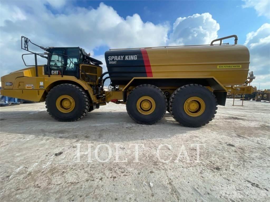 CAT W00 740 Cysterna
