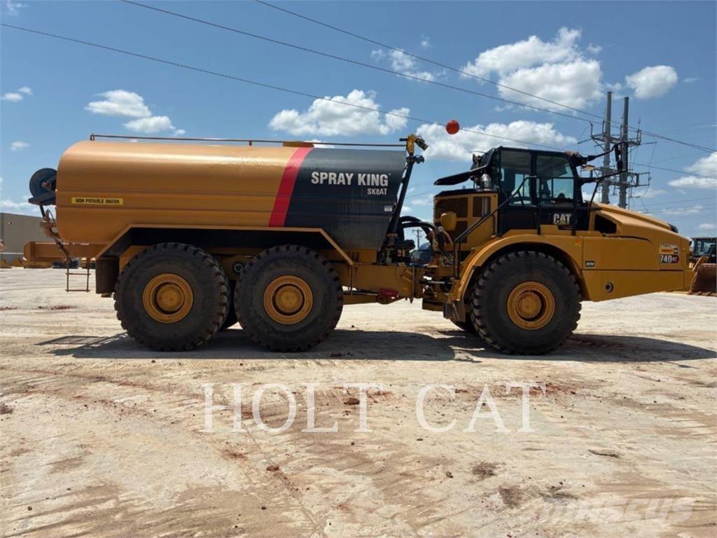 CAT W00 740 Cysterna