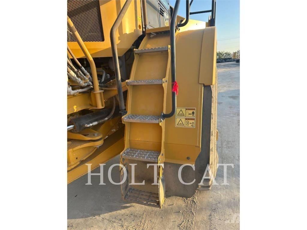 CAT W00 740GC Cysterna