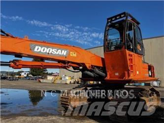Doosan DX300LL Traktory leśne