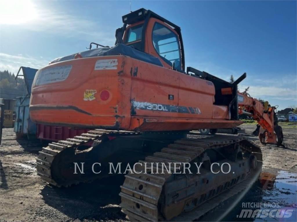 Doosan DX300LL Traktory leśne