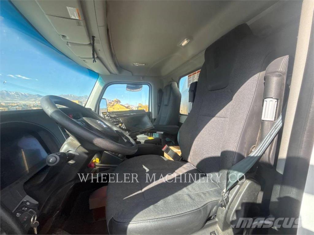  E.D. ETNYRE DIST 3500 Opryskiwacze do asfaltu