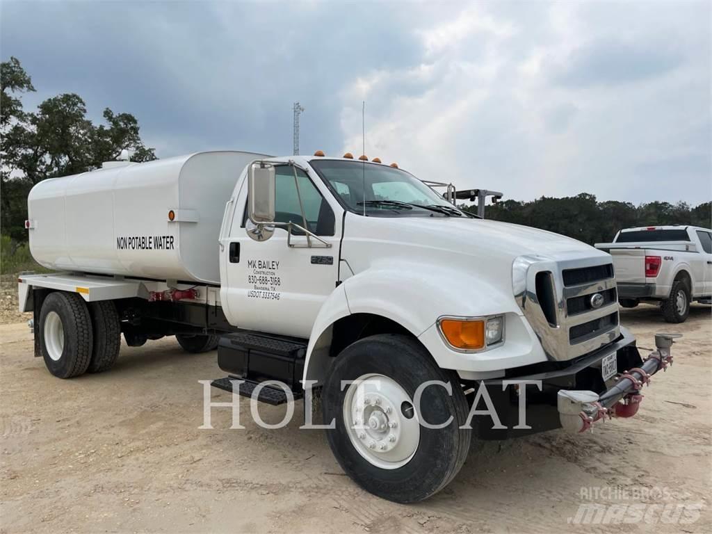 Ford F750 Cysterna