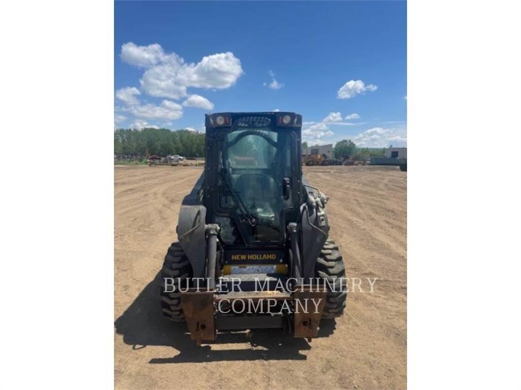 Ford / New Holland L318 Ładowarki burtowe