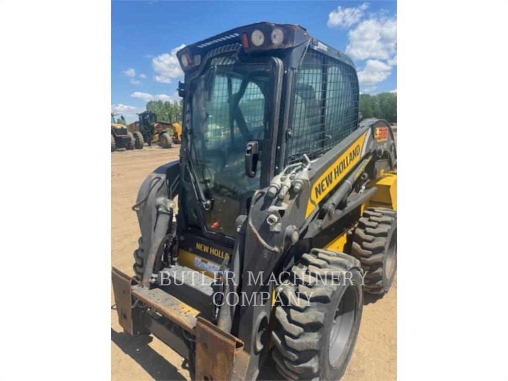 Ford / New Holland L318 Ładowarki burtowe