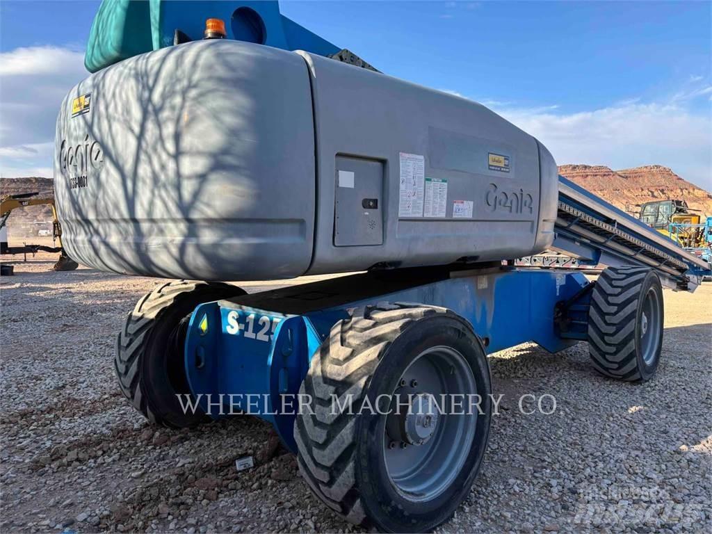 Genie GTH-844 Ładowarki teleskopowe