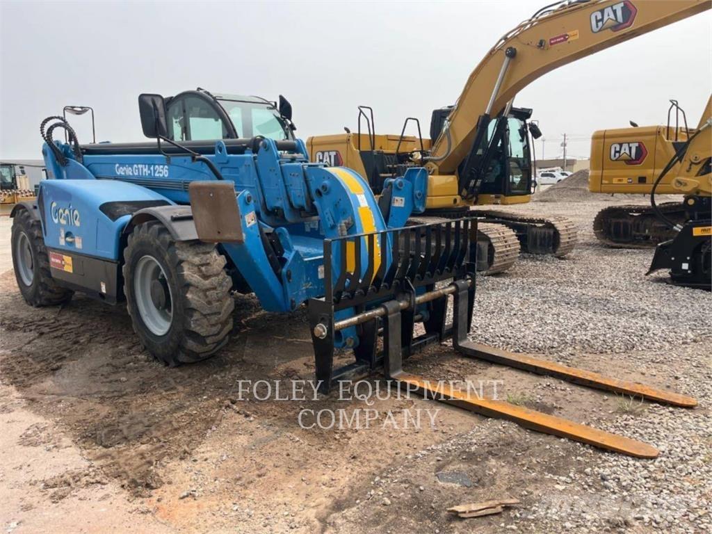 Genie GTH1256C Ładowarki teleskopowe
