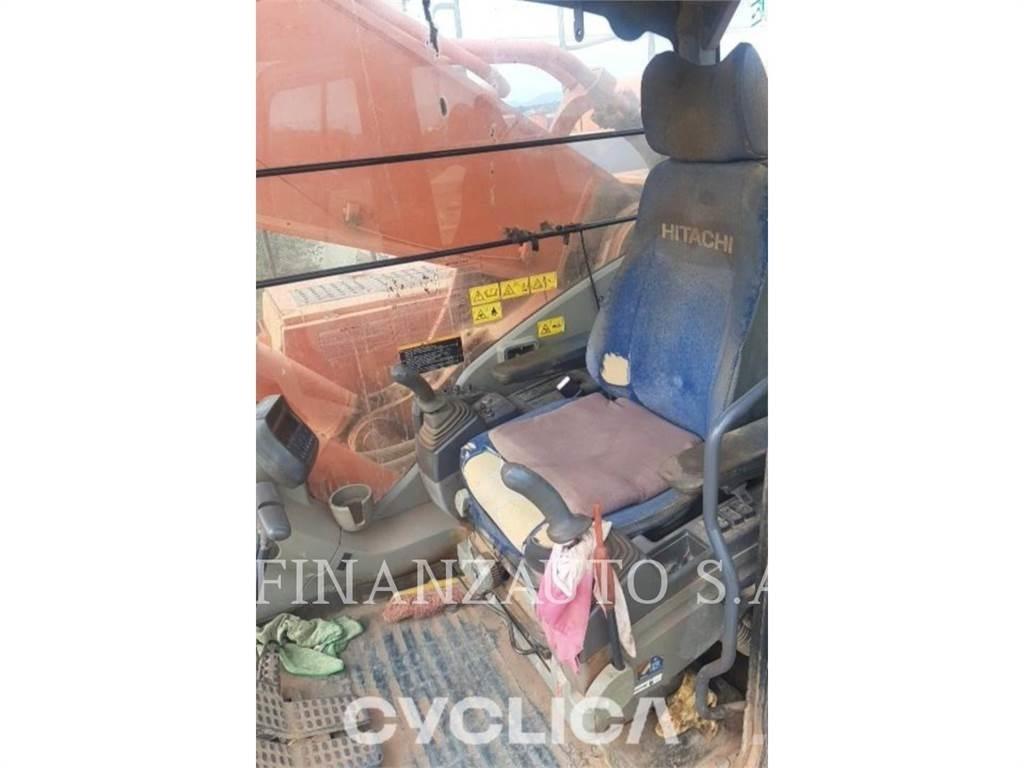 Hitachi ZX670 Koparki gąsienicowe
