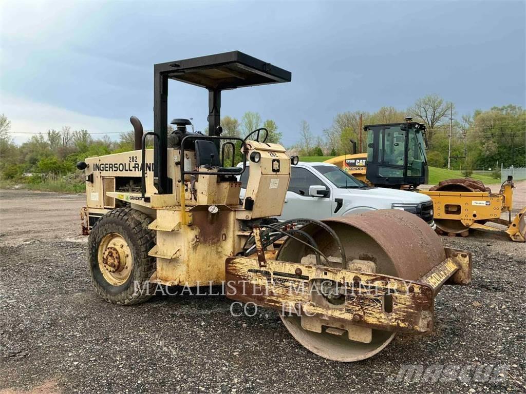 Ingersoll Rand SD70 Walce jednobębnowe