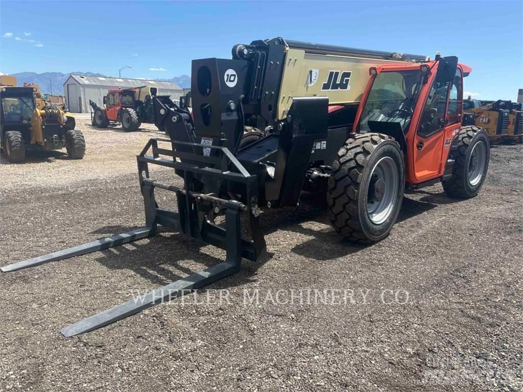 JLG 1055 Ładowarki teleskopowe