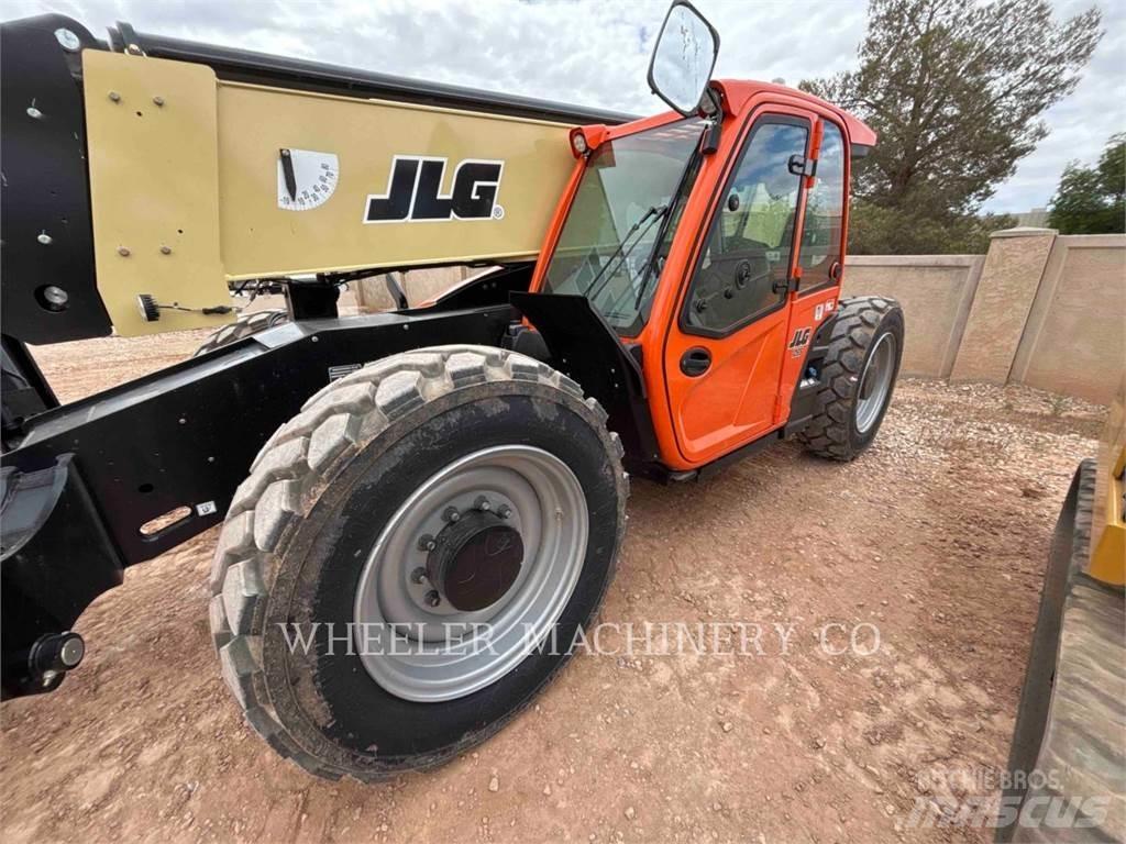 JLG 1055 Ładowarki teleskopowe