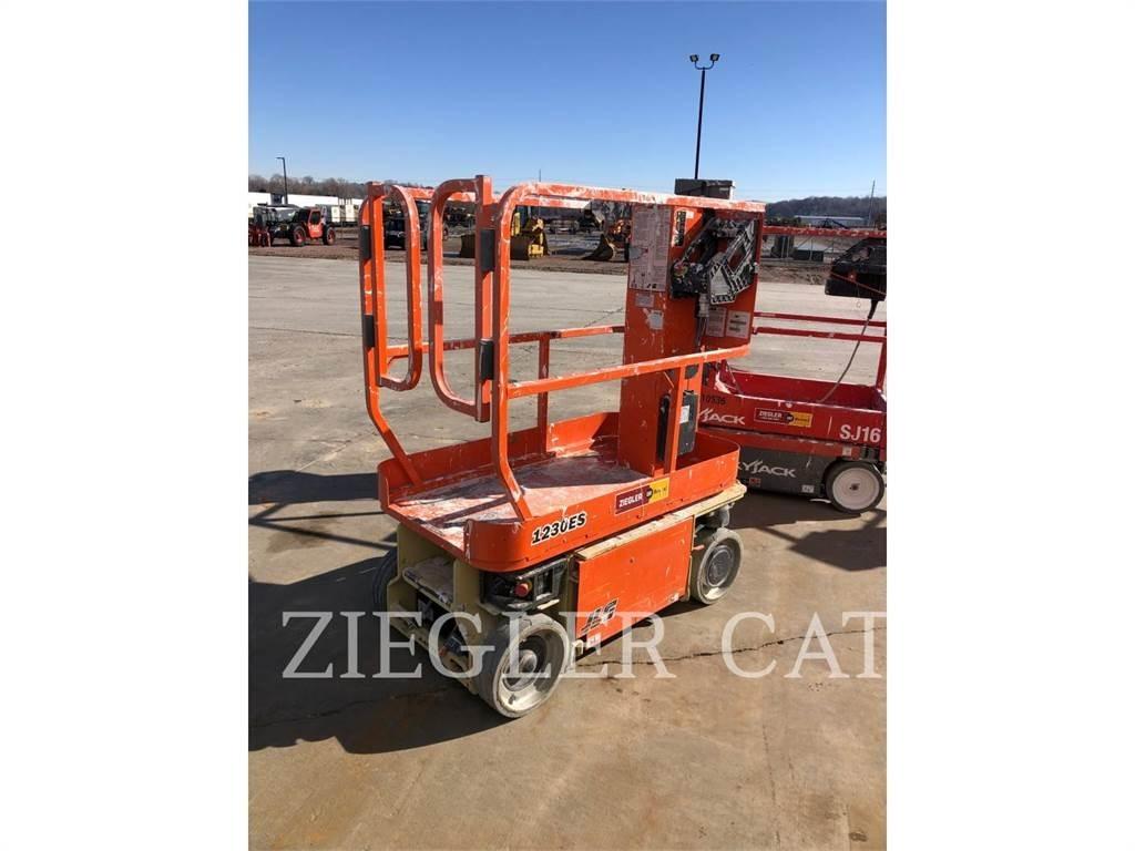 JLG 1230ES Podnośniki nożycowe