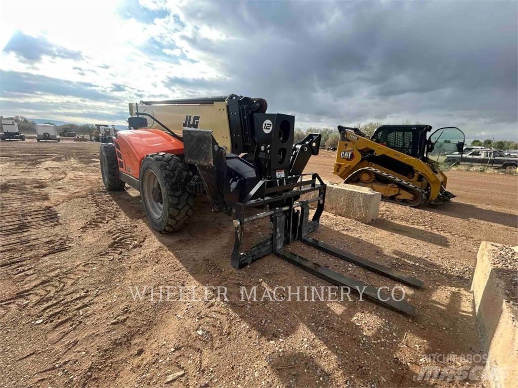 JLG 1255 Ładowarki teleskopowe