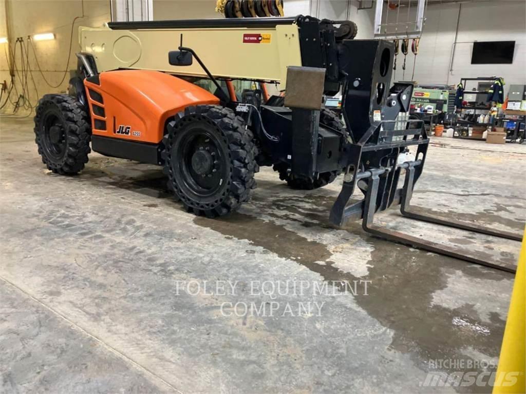 JLG 1255C Ładowarki teleskopowe