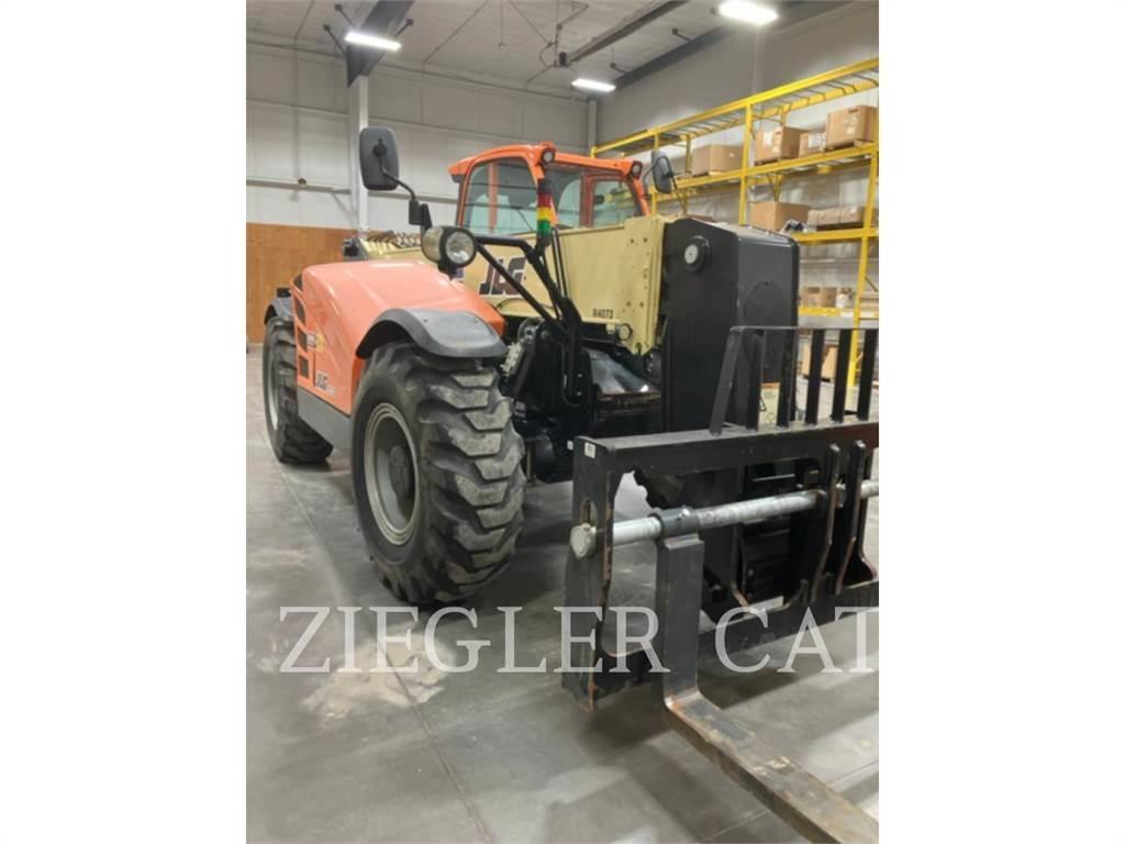 JLG 1732 Ładowarki teleskopowe