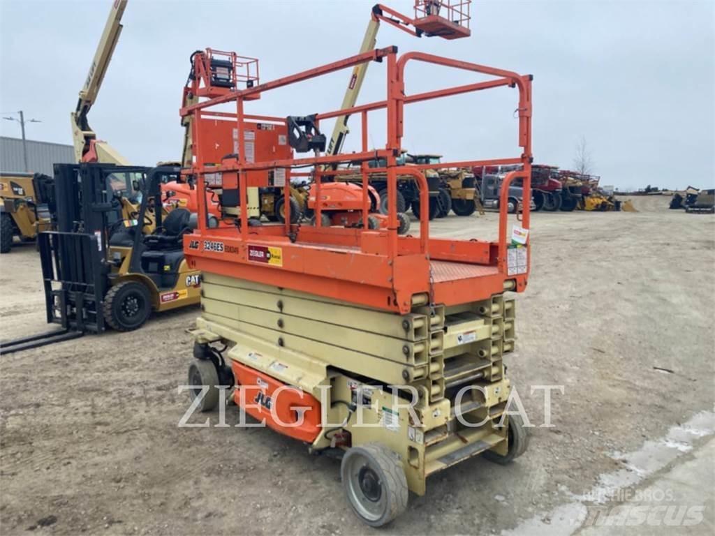 JLG 3246ES Podnośniki nożycowe