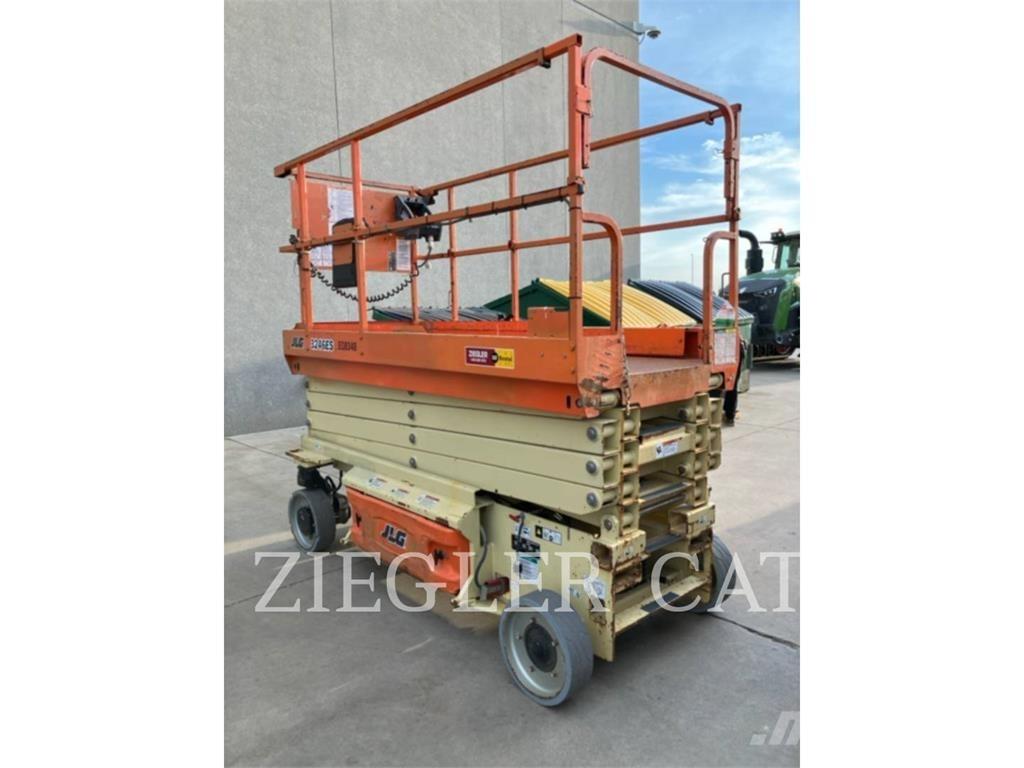 JLG 3246ES Podnośniki nożycowe