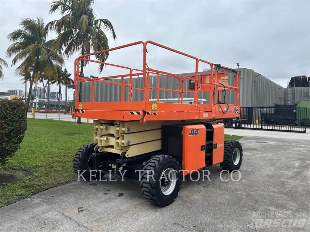 JLG 330LTR Podnośniki nożycowe