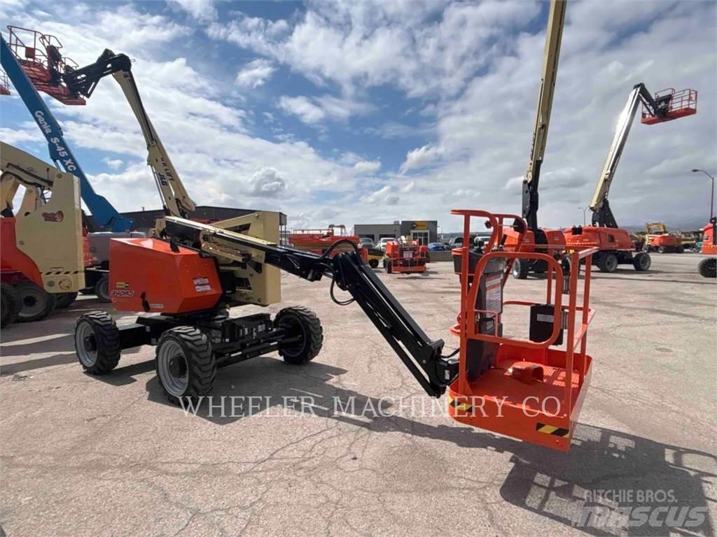 JLG 340AJ Podnośniki przegubowe