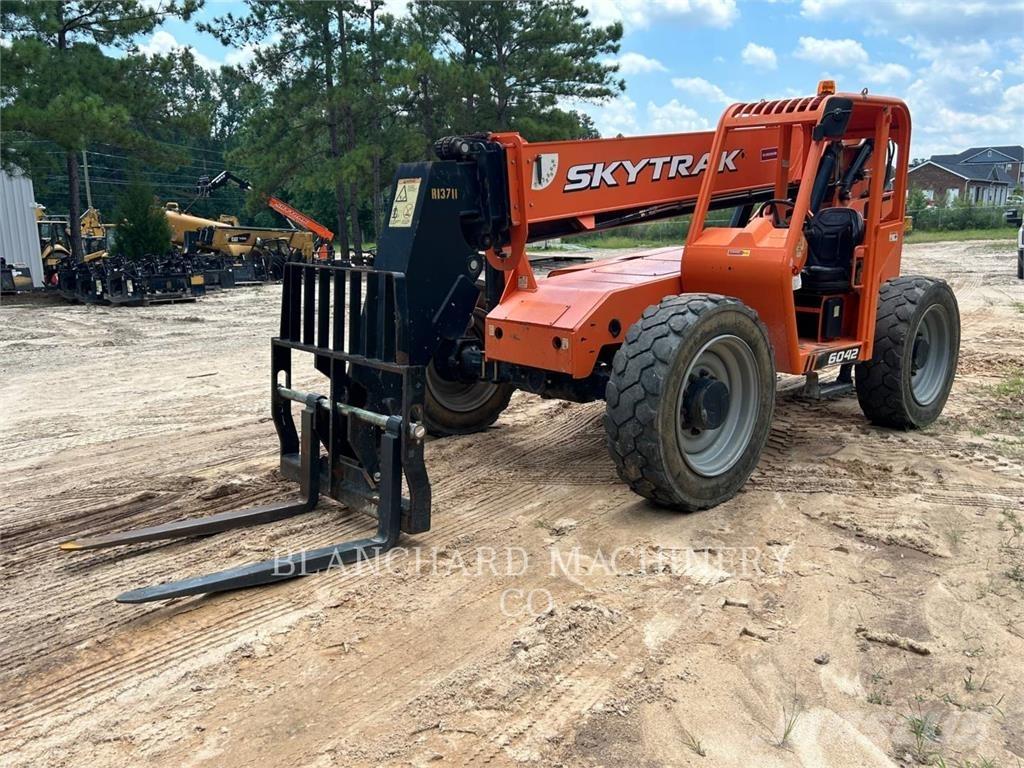 JLG 6042 Ładowarki teleskopowe