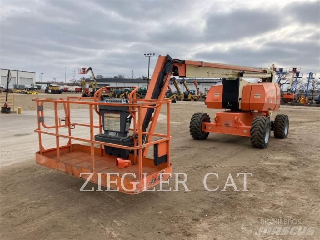 JLG 800AJ Podnośniki przegubowe