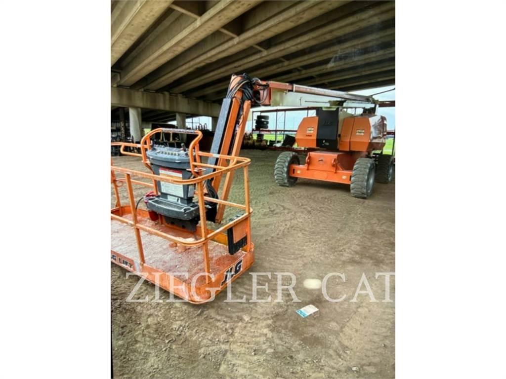 JLG 800AJ Podnośniki przegubowe