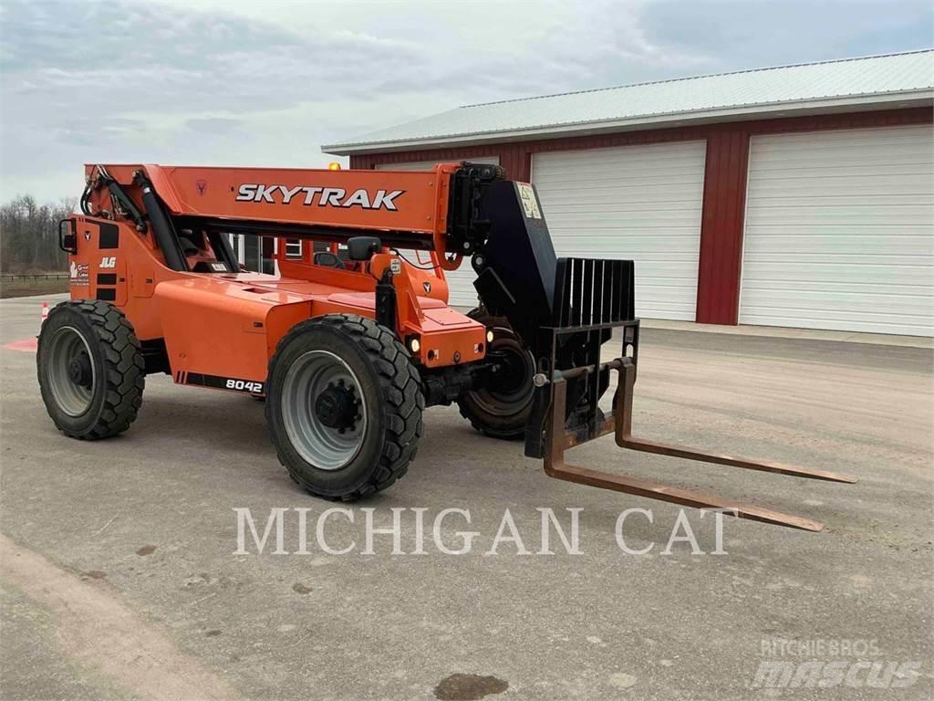 JLG 8042 Ładowarki teleskopowe