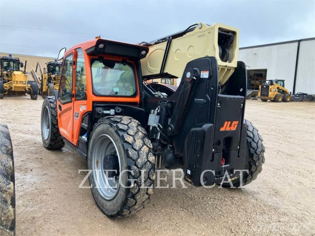 JLG 943 Ładowarki teleskopowe