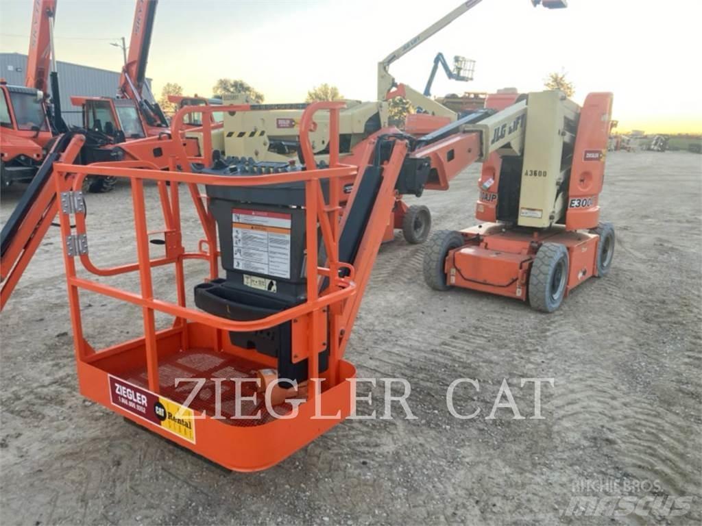JLG E300AJP Podnośniki przegubowe