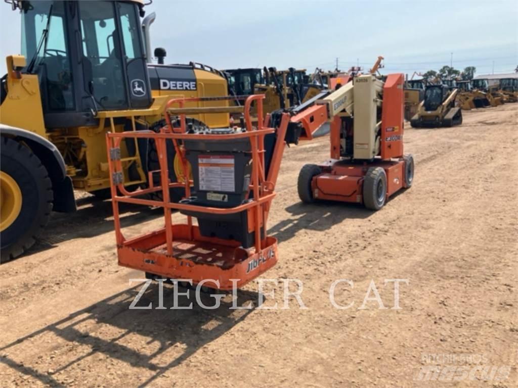 JLG E300AJP Podnośniki przegubowe