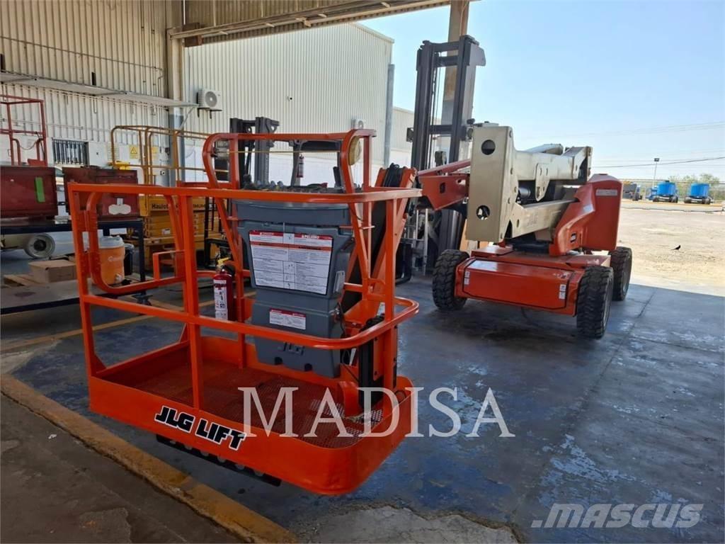 JLG E450AJ Podnośniki przegubowe