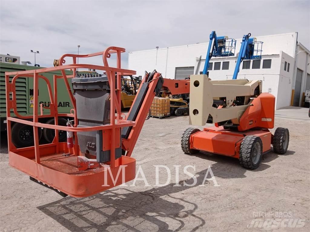 JLG E450AJ Podnośniki przegubowe