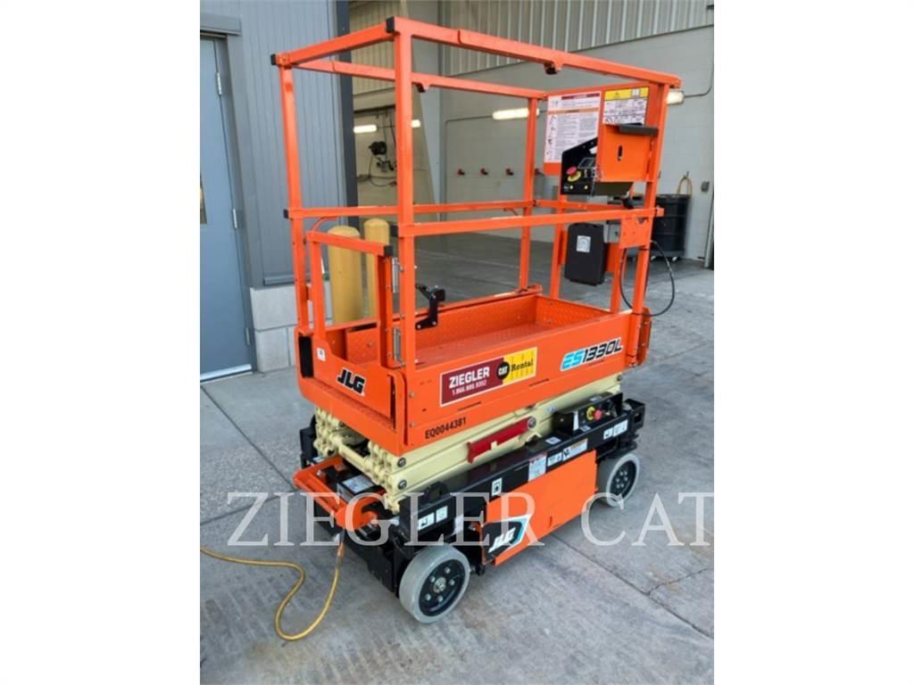 JLG ES1330L Podnośniki nożycowe