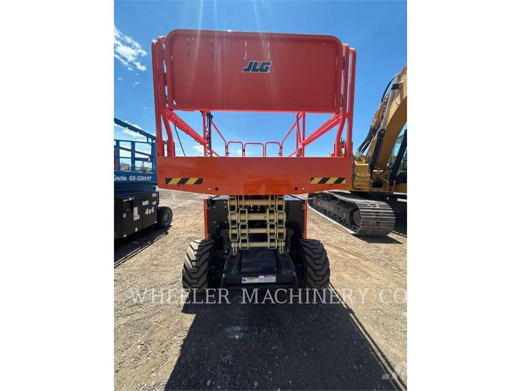 JLG RT3369 Podnośniki nożycowe