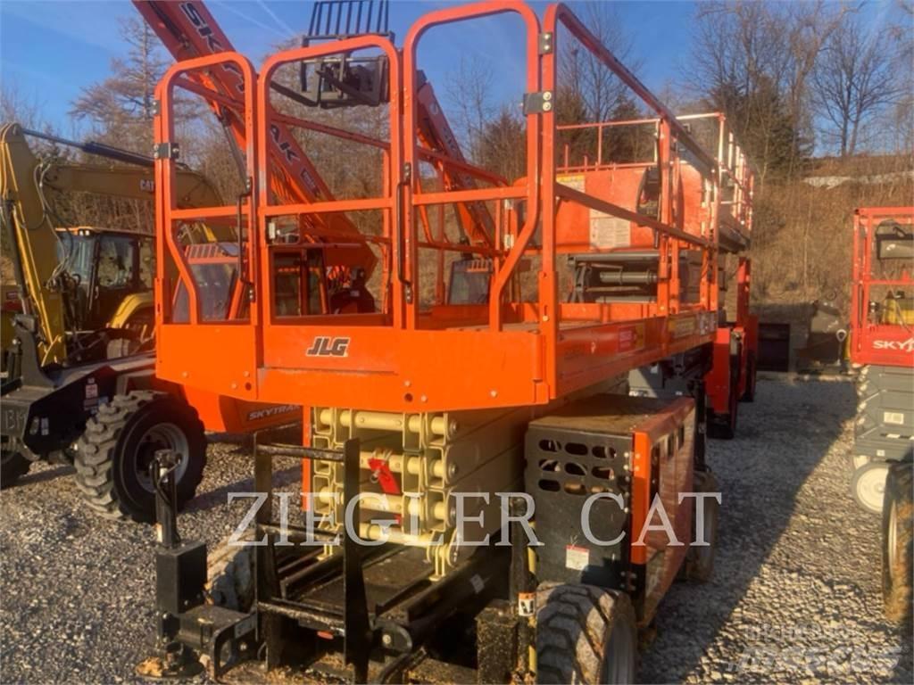 JLG RT3369 Podnośniki nożycowe