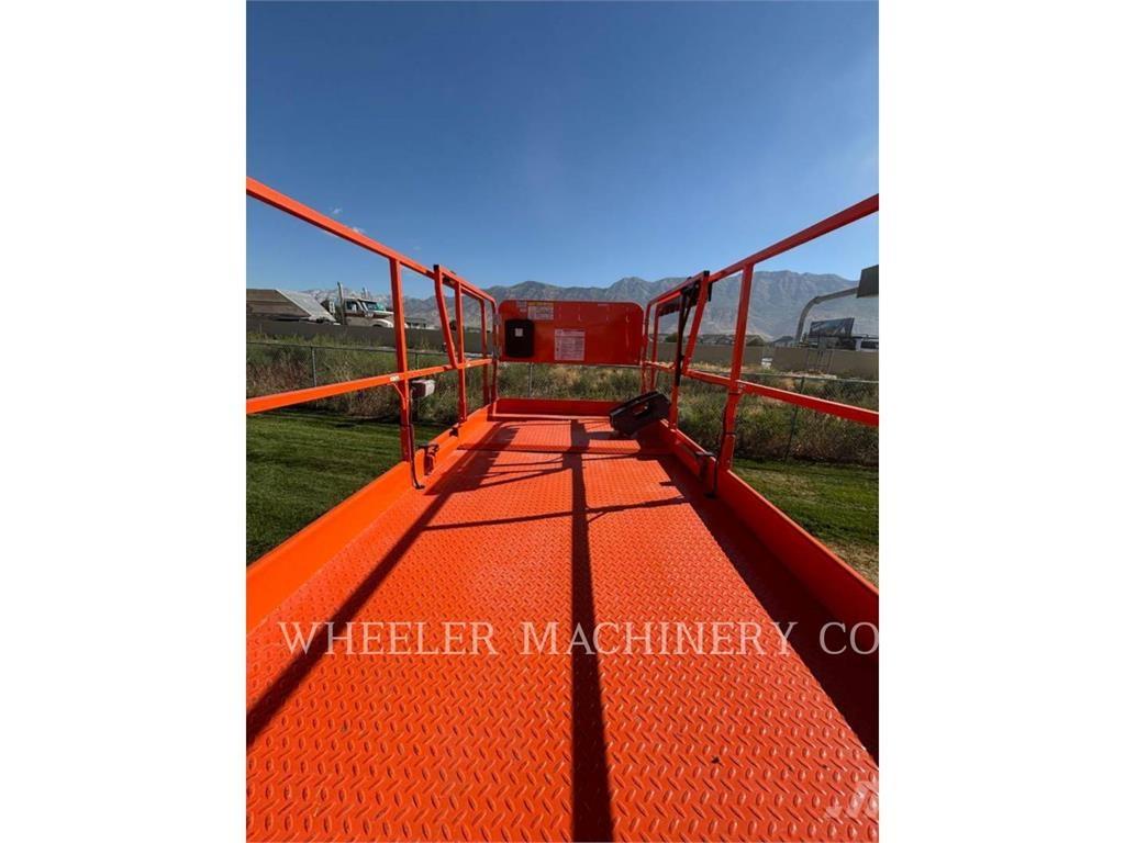 JLG RT3369 Podnośniki nożycowe