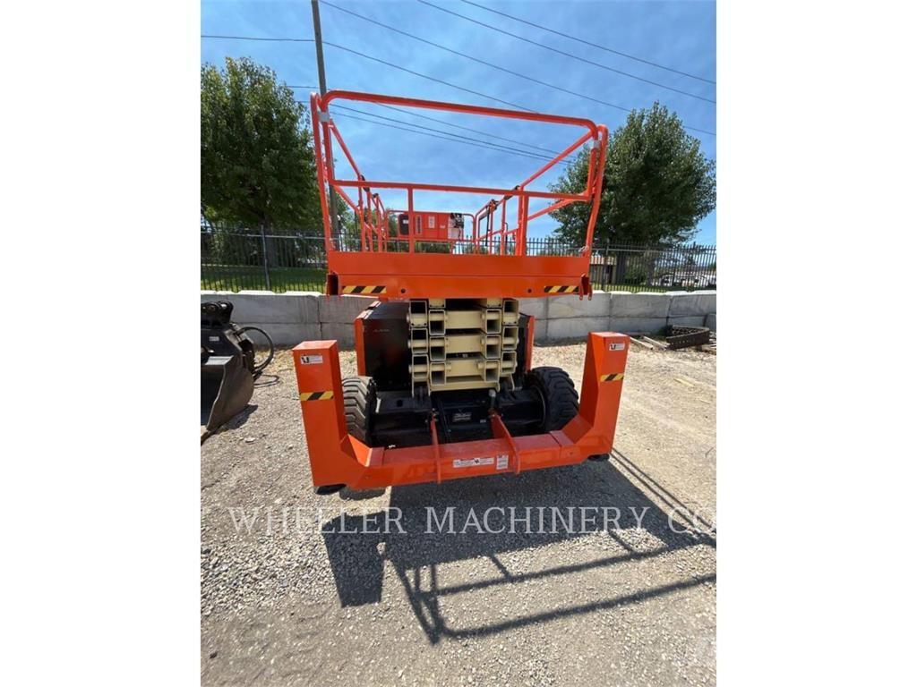 JLG RT4394 Podnośniki nożycowe